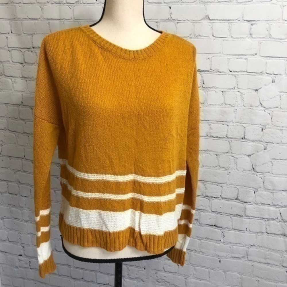 SO Chunky Orange Ivory Crew Neck Sweater Size M